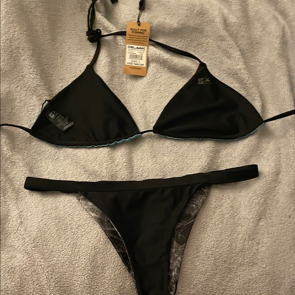 NWT Pelagic Black key west reversible top M/L w/ (med) bottom Bikini bottom Set - Picture 1 of 6